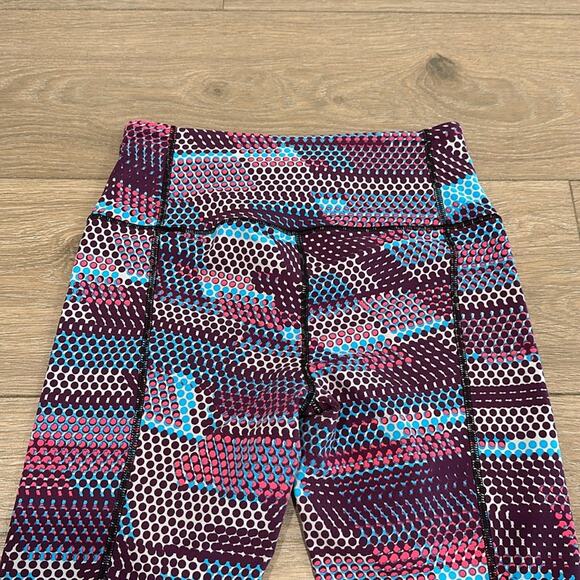 VICTORIA SPORT‎ Purple Pink Blue Abstract Knockout Active Yoga Workout Capri XS - Picture 6 of 8
